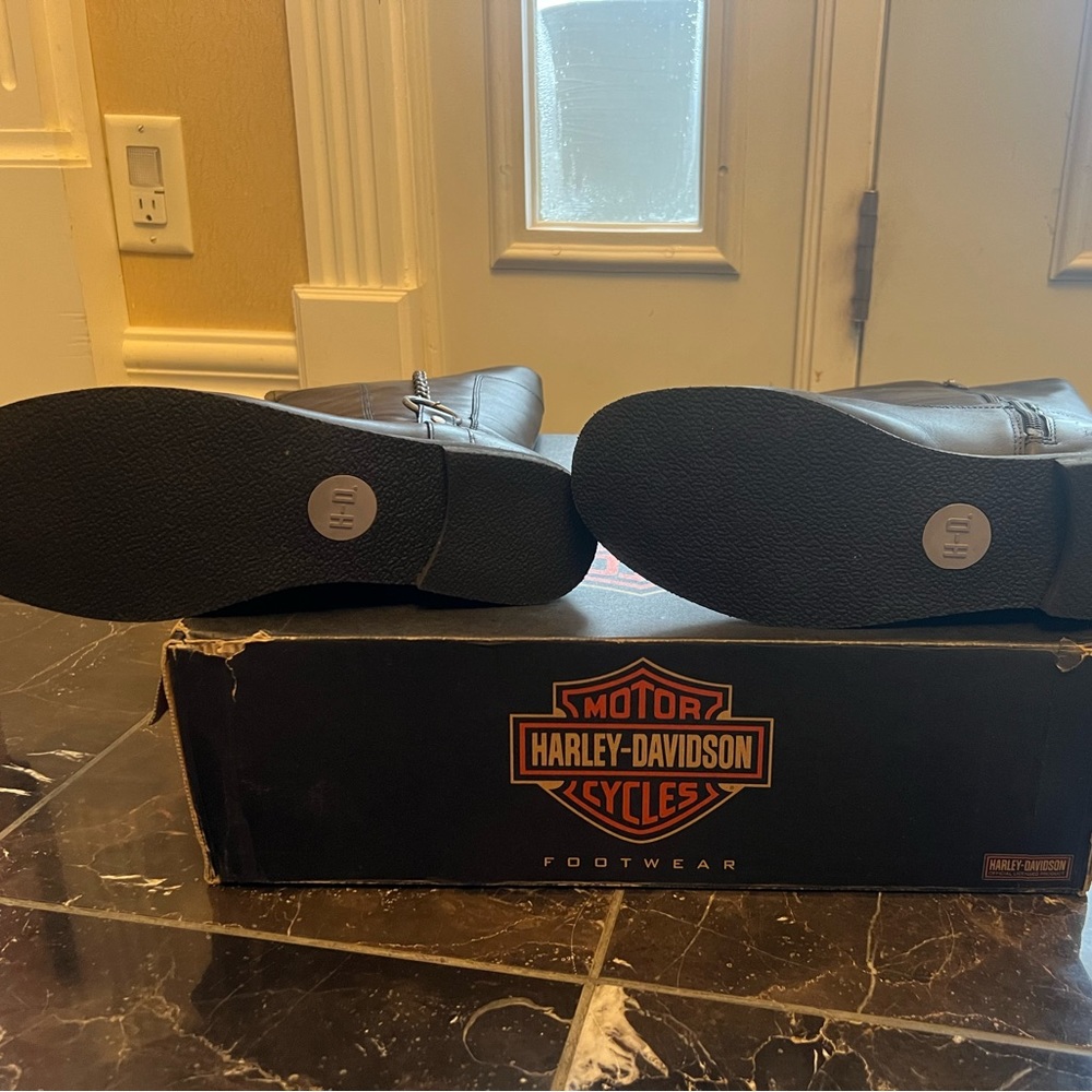 Brand new women’s Harley Davidson boots
